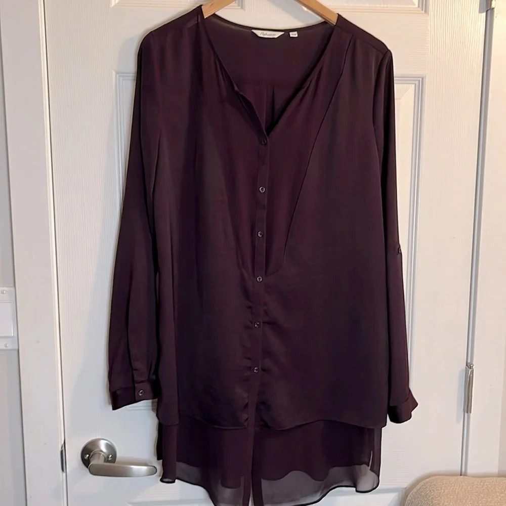 REITMANS women M multilayer blouse  wine burgundy bib style roll-up sleeve sheer
